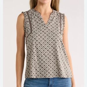 NWT! Lucky Brand Black & White Printed Sleeveless V-Neck Tank